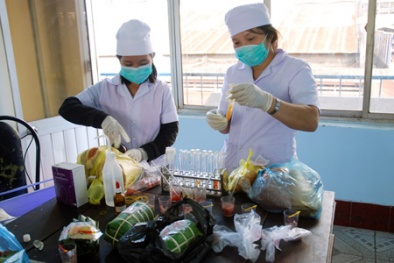 Phát hiện mẫu giò chả chứa chất bảo quản vượt phép